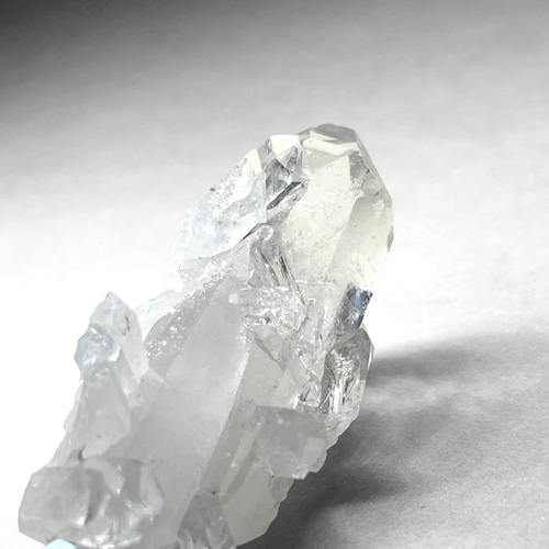 Thomas Gonzaga crystal cluster / トマスゴンサガ産水晶