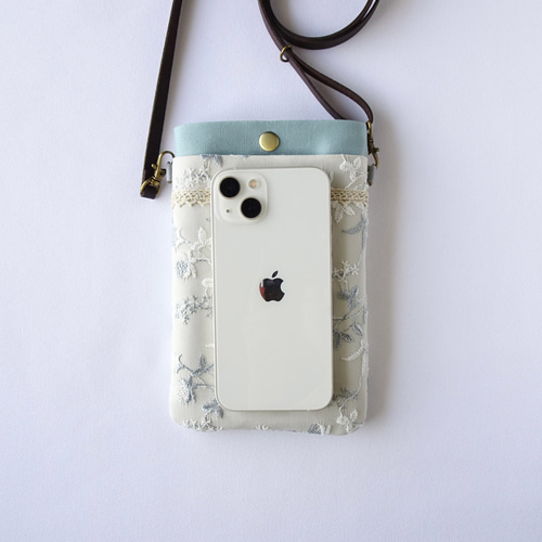 専用ページ ロラライハリス 刺繍