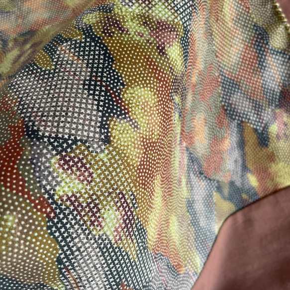 【1点もの】２色づかいのあずま袋 かがり縫い -絹着物地 黄土緑 & 新毛斯 濃茶色  AZ307 7枚目の画像