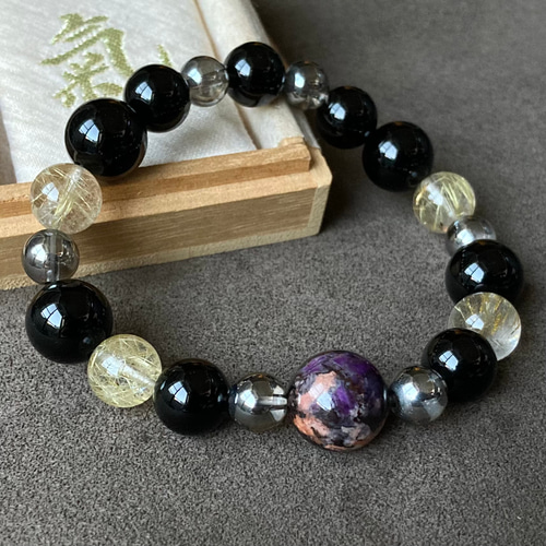 愛光堂ブレスレット　スギライト　ルチルクォーツ 愛光堂ブレスレット スギライト ルチルクォーツ - メルカリ