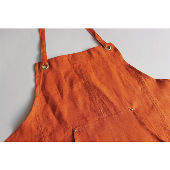 上質リネンエプロン 【Eyelet switching apron】Orange 3枚目の画像