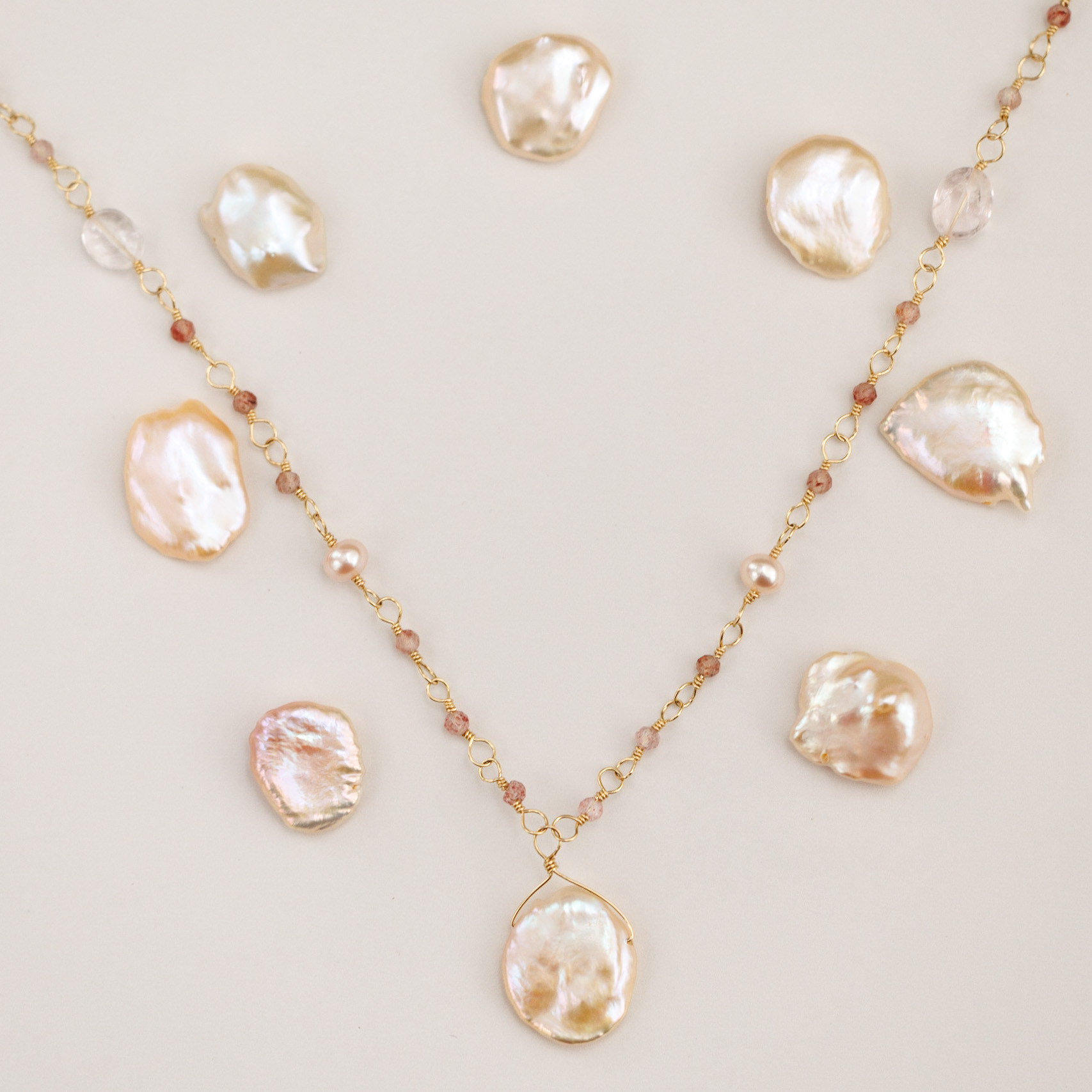 14kgf 淡水パール、モルガナイト、ストロベリークォーツのネックレス