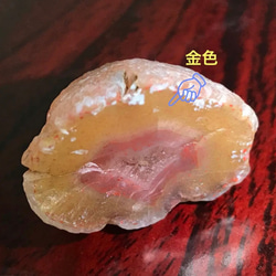 ゴビ石−1084 ゴビ瑪瑙　原石　水玉模様&金粉 1枚目の画像