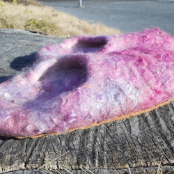 羊毛フェルトのルームシューズ　ピンク　（ウール・グラデーション・ピンク・天然素材） 3枚目の画像