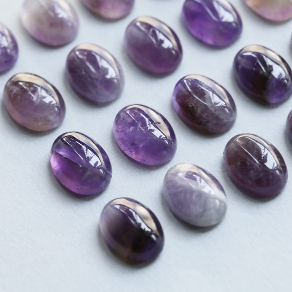 【4つ】天然石　カボション　貼り付け　アメジスト　紫　パープル 1枚目の画像