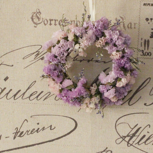 ドライフラワーリースパープルスターチス