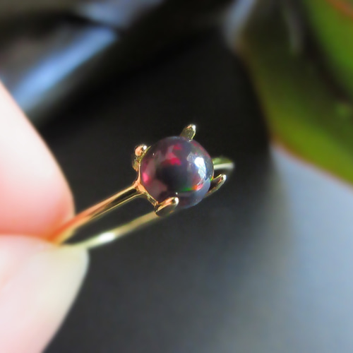 満点の遊色！天然ブラックオパールペンダント　S925純銀製　10×12mm主石 満点の遊色！天然ブラックオパールペンダント S925純銀製 10×12mm主石