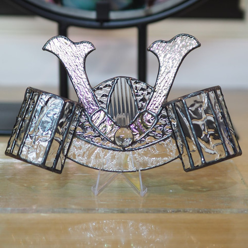 売約済み。ステンドグラスのミニ兜(KB14) 売約済み。ステンドグラスの