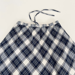 コットン素材フレアースカート（チェック柄　ネイビーXアイボリー） 13枚目の画像