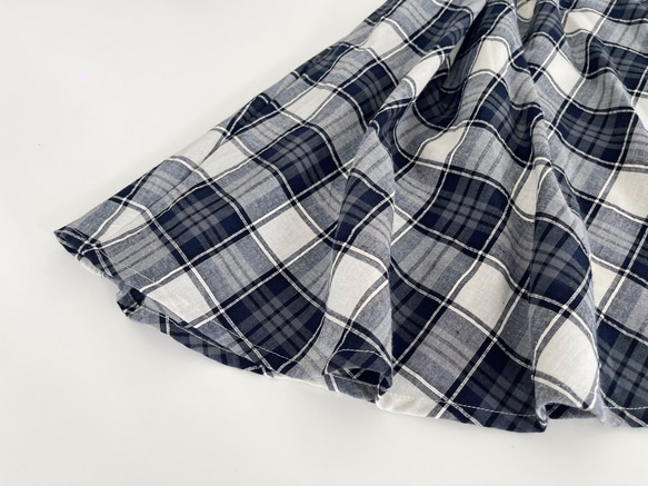 コットン素材フレアースカート（チェック柄　ネイビーXアイボリー） 15枚目の画像