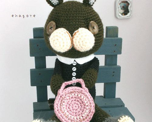 SOLD OUT＊うさぎ帽子のくま あみぐるみ no.2300 Button Rabbit (ボタン目のうさぎ) あみぐるみ ehagote 通販