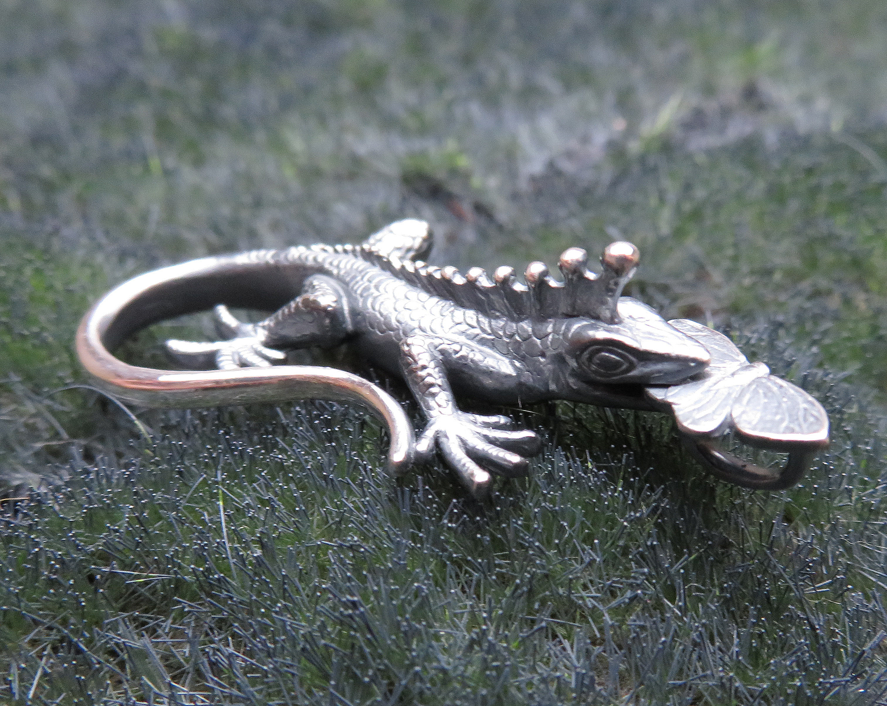 Angler Lizard(ツリビトトカゲ)　※Sv925燻し仕上げ
