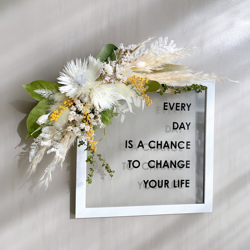 White＆green 横長スワッグ 表札 ネームプレート 店舗 看板に合わせて