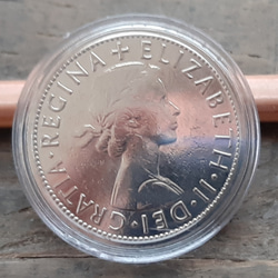 幸せのシックスペンス イギリス  ラッキー6ペンス 本物古銭英国コイン コインカプセル付き 美品です 19.5mm 1枚目の画像