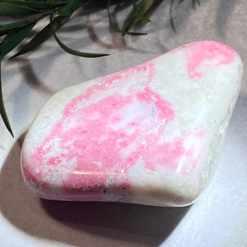 チューライト✨ ピンク 翡翠 原石 タンブル 桃簾石 その他置物 東洋