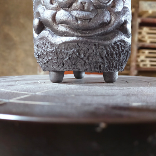 鬼瓦　鬼面　割れ有り　8寸 鬼瓦 鬼面 割れ有り 8寸