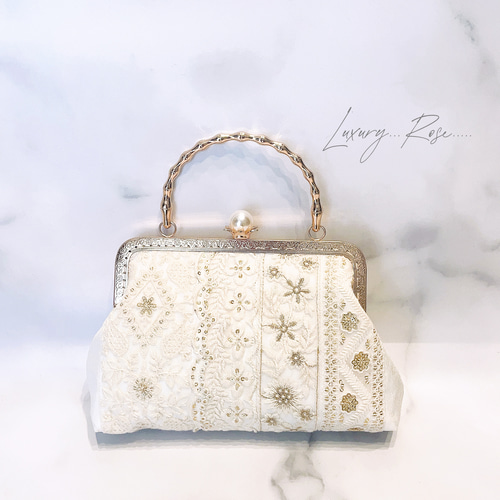 フレンチレース♡刺繍入りリネンポシェット♡作家様オリジナル布バッグ 近沢レース店(チカザワレーステン)のLEEマルシェ厳選セット（お