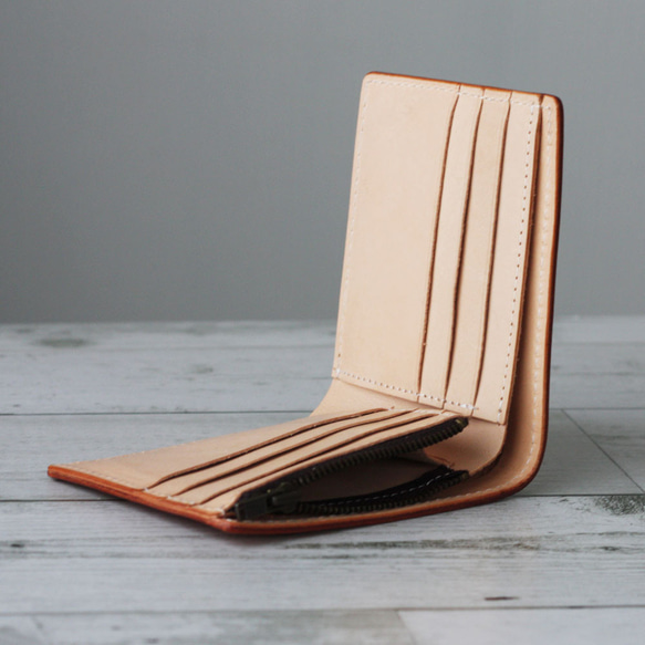 本革 シンプルハーフウォレット 二つ折り財布 ヌメ革 レディース メンズにも 男女兼用 ヌメ革 コンパクト W-342 6枚目の画像