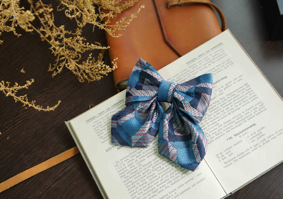 古董領帶改製手工領結-蔚藍海岸-學院風雙層領結別針 第3張的照片