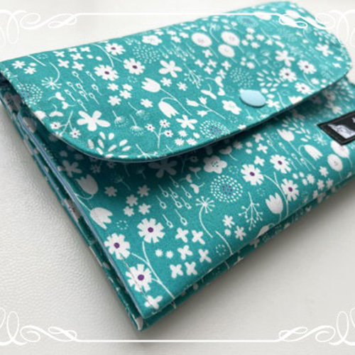 マルチ3仕切りポーチ（ふたごポーチ）ブルーグリン花柄 ポーチ  
