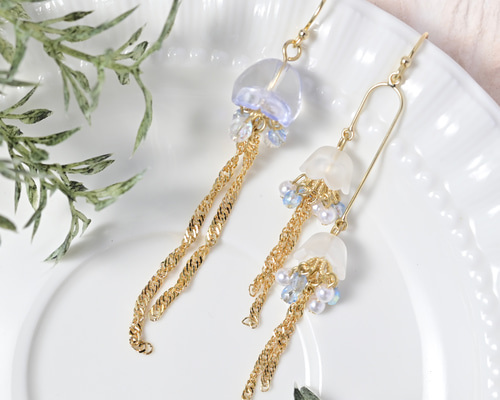 クラゲのロングピアス/イヤリング ピアス（フック・チェーン