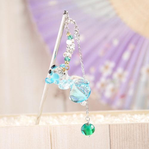 ガラス細工]ガラスの金魚〈あめきんぎょ〉かんざし＊みずいろ バーナー