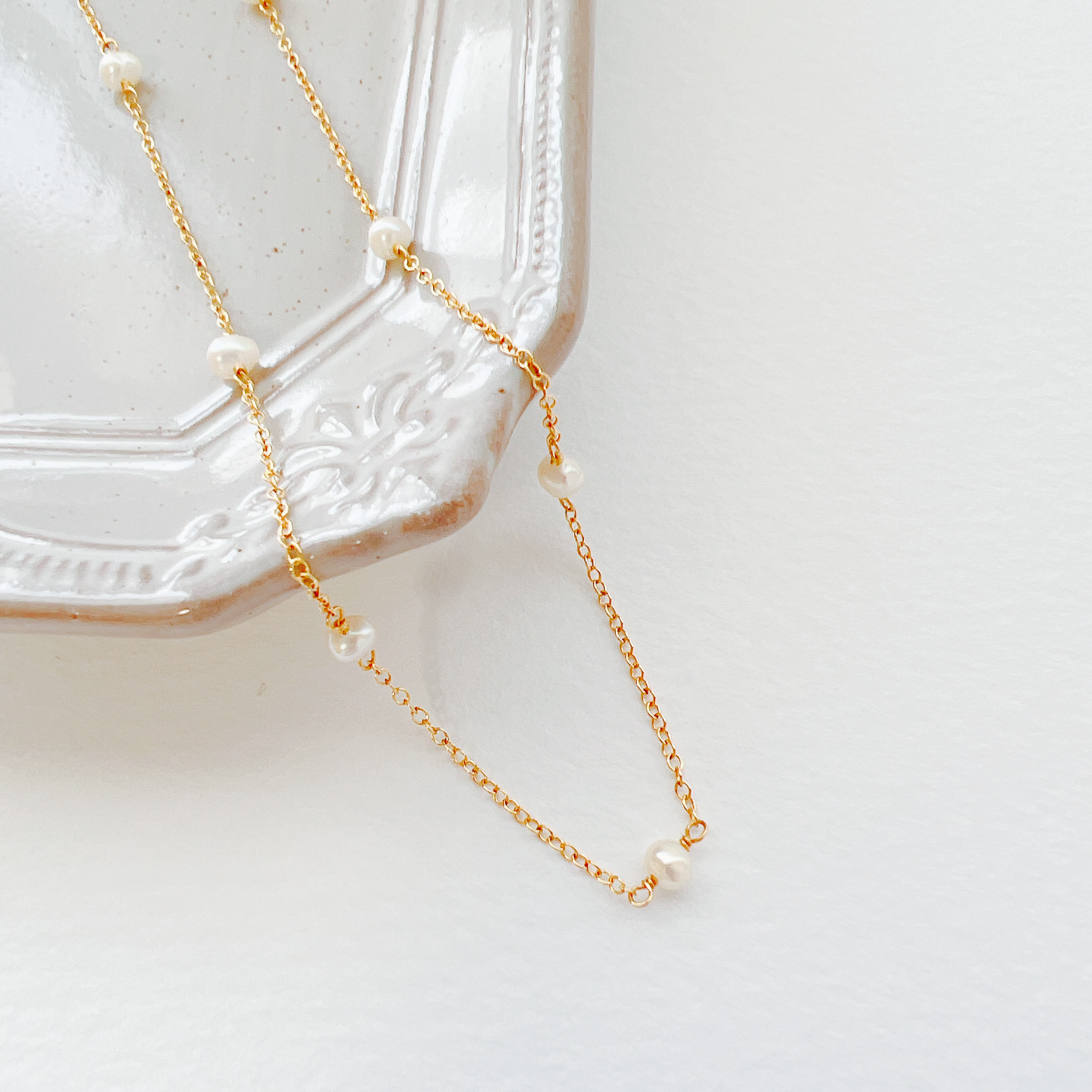 〜長さ調節可能〜〜14kgf〜　淡水パール11コのネックレス