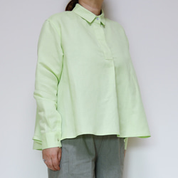 フロントタックシャツ ライトグリーン やわらかリネン きちんと見えのリラックスシルエット 7枚目の画像