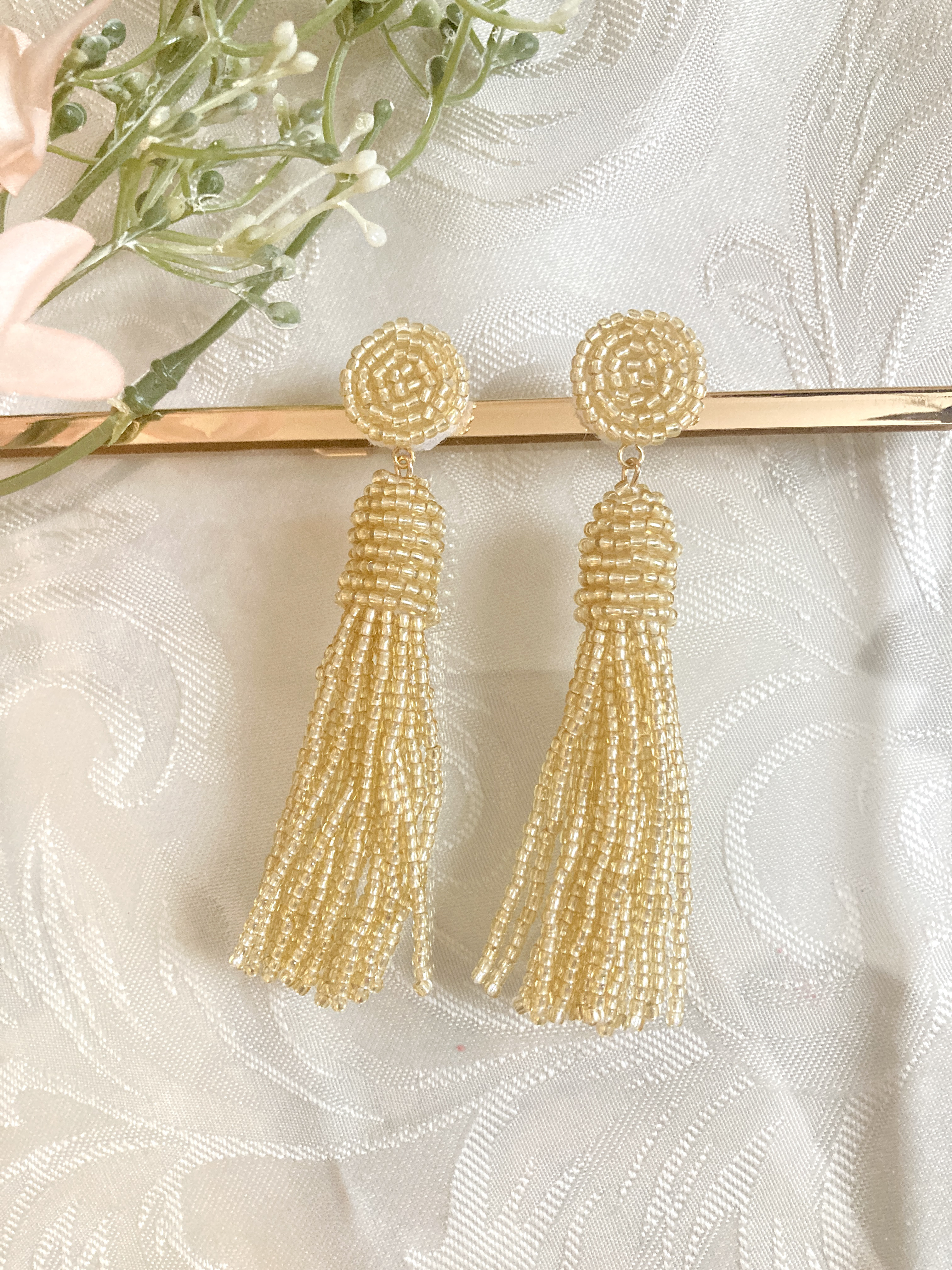 ビーズタッセルピアス/シンプル/小麦色