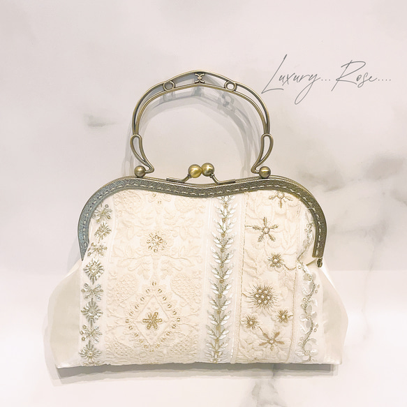 セミオーダー選べる柄！抜群の高級感♡ロココ調アンティークがま口〜ホワイト魅惑のフランス&インド刺繍レースフォーマルバッグ 6枚目の画像