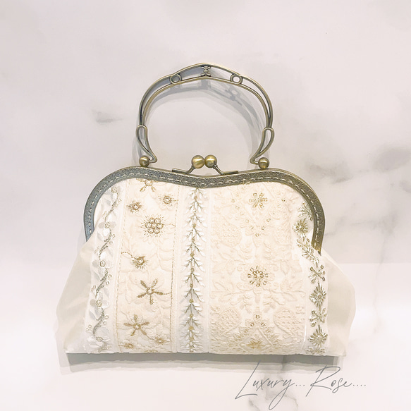 セミオーダー選べる柄！抜群の高級感♡ロココ調アンティークがま口〜ホワイト魅惑のフランス&インド刺繍レースフォーマルバッグ 5枚目の画像