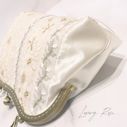 セミオーダー選べる柄！抜群の高級感♡ロココ調アンティークがま口〜ホワイト魅惑のフランス&インド刺繍レースフォーマルバッグ 11枚目の画像