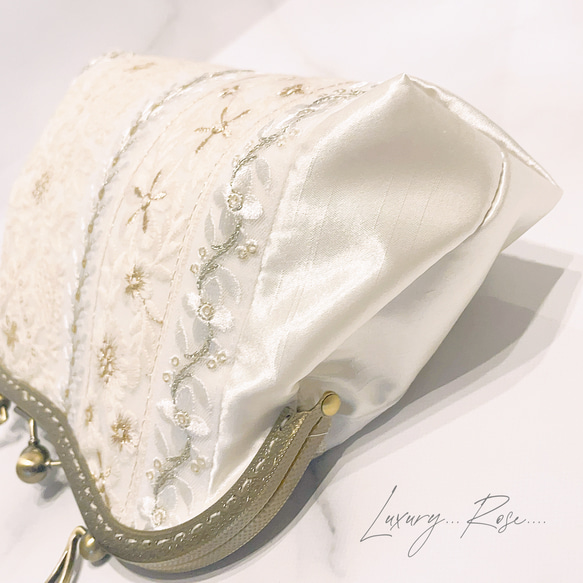 セミオーダー選べる柄！抜群の高級感♡ロココ調アンティークがま口〜ホワイト魅惑のフランス&インド刺繍レースフォーマルバッグ 11枚目の画像