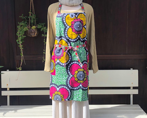 アフリカ布とチロリアンエプロン（e001） エプロン cha-min 通販