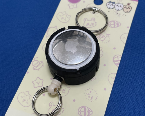 AirTag 未使用品　ストラップ付きセット売り Amazon.com: Airtag Holder Waterproof Necklace Keychain Case