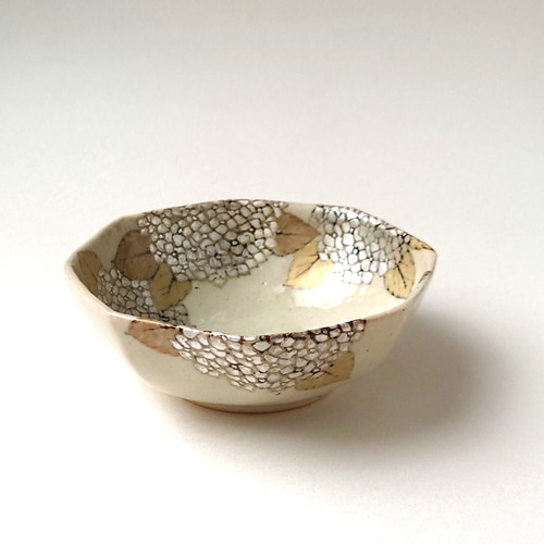 作家もの　モダン　百貨店の個展購入　内側銀彩の陶器　ボウル 作家ものモダン百貨店の個展購入内側銀彩の陶器ボウル