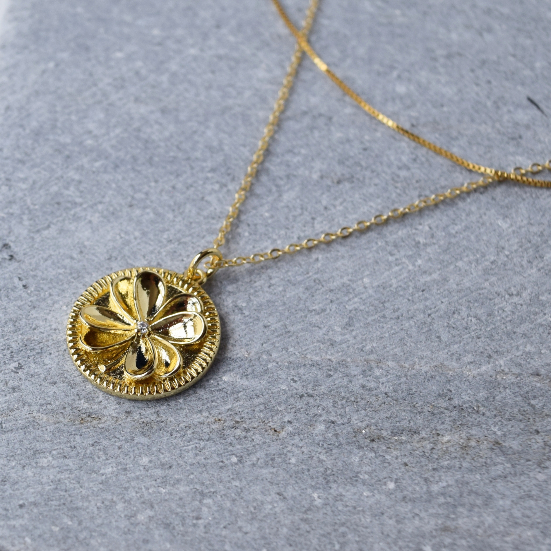 長さ選べる 『幸せ』四つ葉のクローバーコインネックレス【14kgf