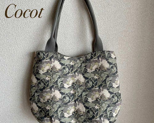 グレーの花柄ハンドバッグ 5cdc16eae68415361b78e1c44df2ab