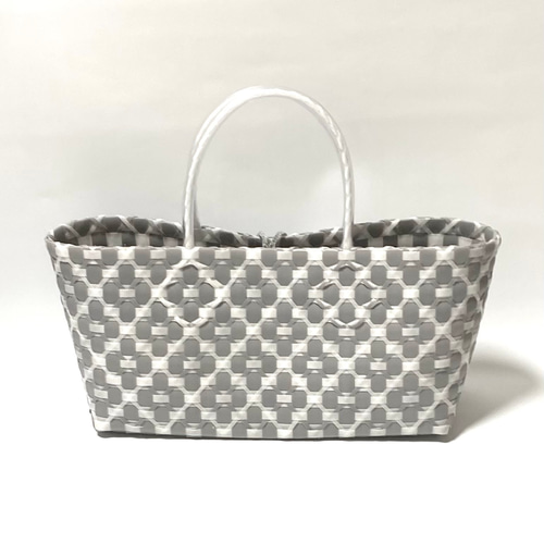 受注製作〜プラかごバッグ☆グレーxホワイト花柄 ワイド☆ かご