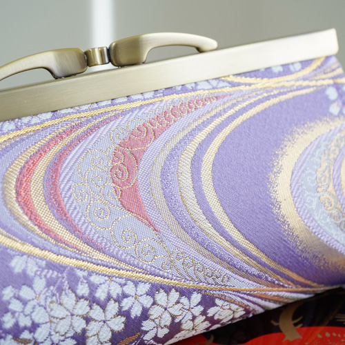 桜に流水の金襴織物で和風がま口中型長財布＊柔らか上品な和モダン