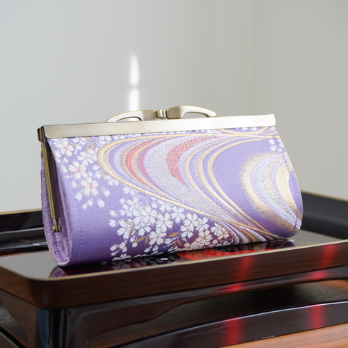 桜に流水の金襴織物で和風がま口中型長財布＊柔らか上品な和モダン