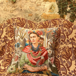 Frida Kahlo クッションカバー "White Garden" made in France フランス製 1枚目の画像