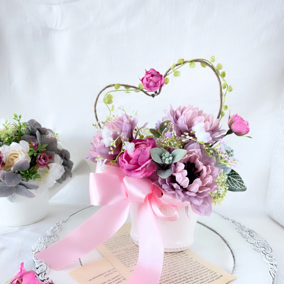 フラワー　ギフト　アレンジメント　ローズ　ピンク　アーティフィシャルフラワー　造花 2枚目の画像