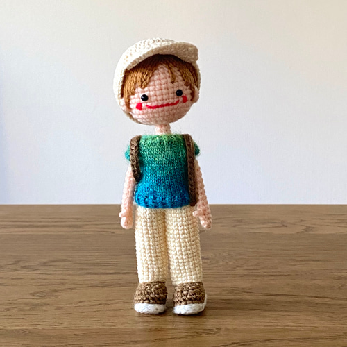 自立するあみぐるみ♪キャップの男の子*ルイくん* あみぐるみ amidoki