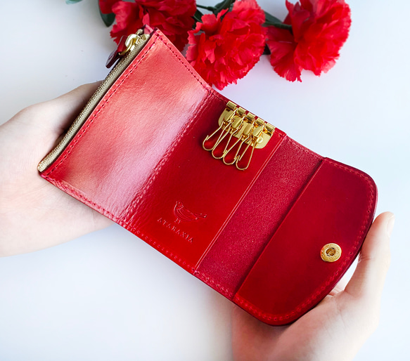 あかな‼️ルイ・ヴィトン　レザーキーケース 赤 ストライプ あかな‼️ルイ・ヴィトン レザーキーケース 赤 ストライプ あかな様