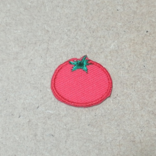 縁取り刺繍とまとワッペン/食べ物 トマト 赤茄子 ワッペン・アップリケ