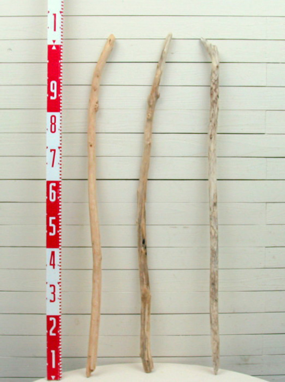 「送料無料」流木棒１ｍ以上の３本セット c503 DIY園芸インテリア店舗ディスプレイや撮影用に使える流木棒素材 2枚目の画像