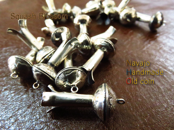 ナバホ族 スカッシュブロッサム コイン 銀貨 ペンダント インディアン