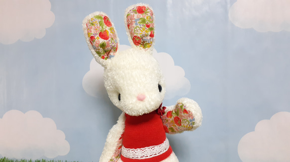 sale2割引】もふもふしろうさぎちゃん(いちご柄)□靴下ぬいぐるみ 