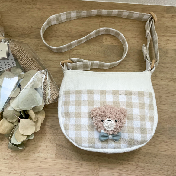 くまちゃん子供用ポシェット チェック ハンカチやポケットティッシュの  
